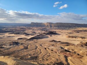Makhtesh Ramon. view from east